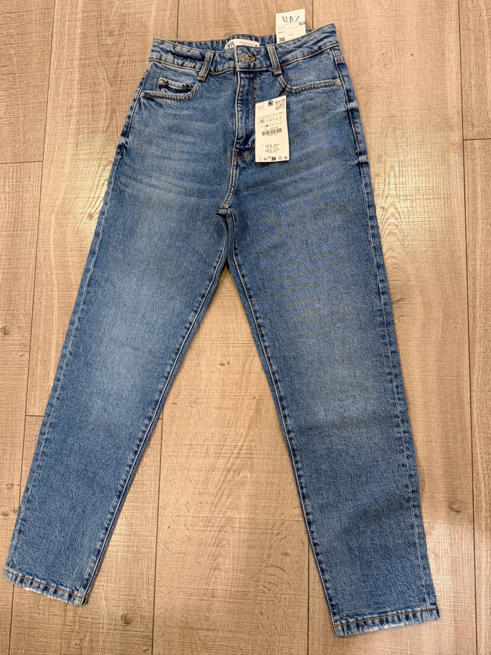 Zara Mom Fit Jeans